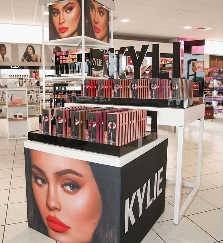 最新財(cái)務(wù)造假公司,最新財(cái)務(wù)造假公司，背景、事件、影響與地位