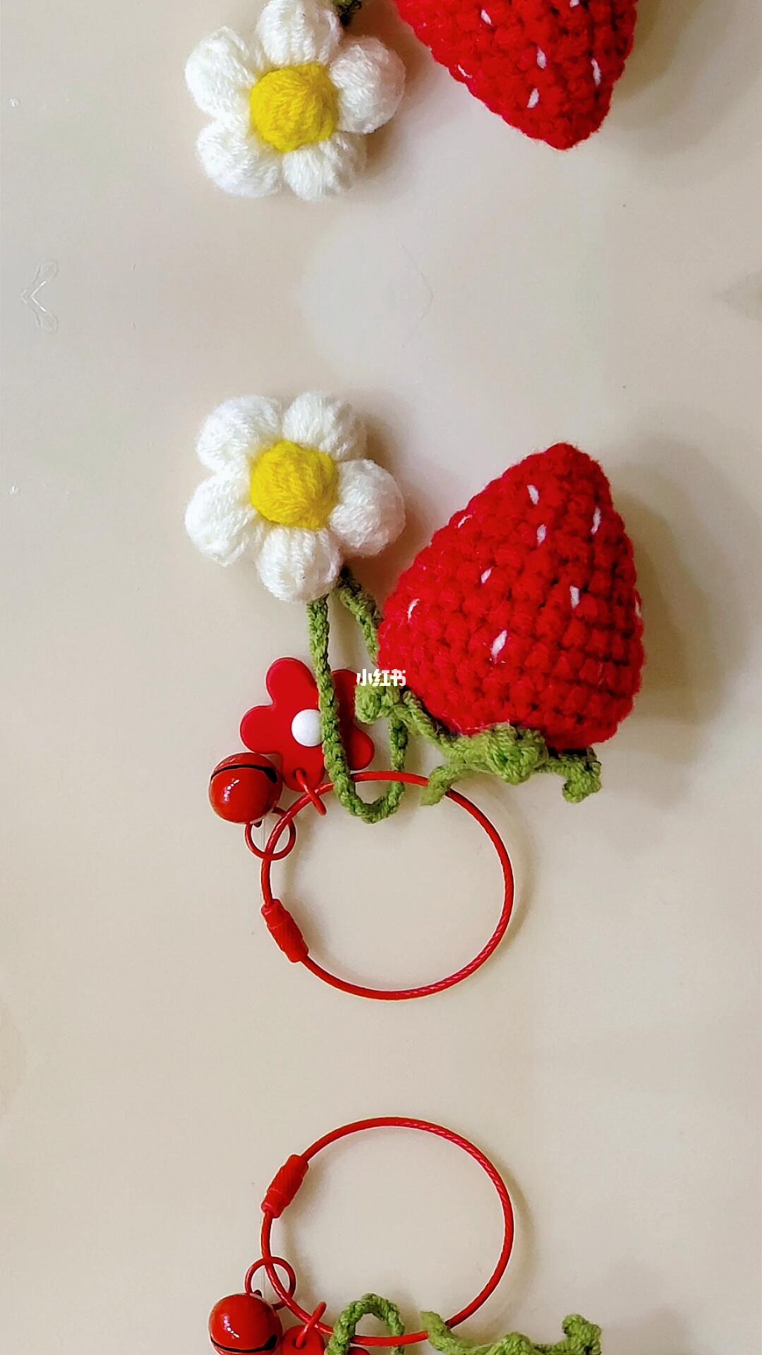 時尚與藝術交融，最新鉤織掛件引領潮流新風尚