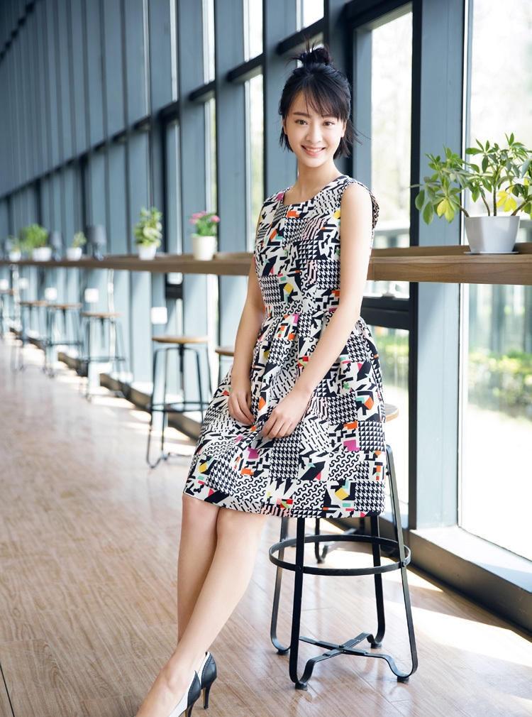 白鹿原白靈小演員與科技融合，前沿科技產(chǎn)品體驗(yàn)之旅